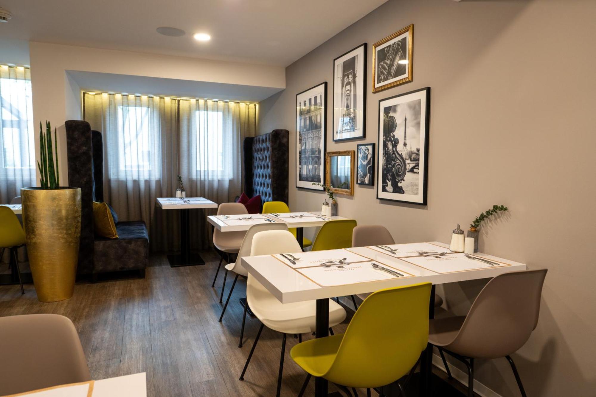 V Boutique Hotel Бьоблинген Екстериор снимка